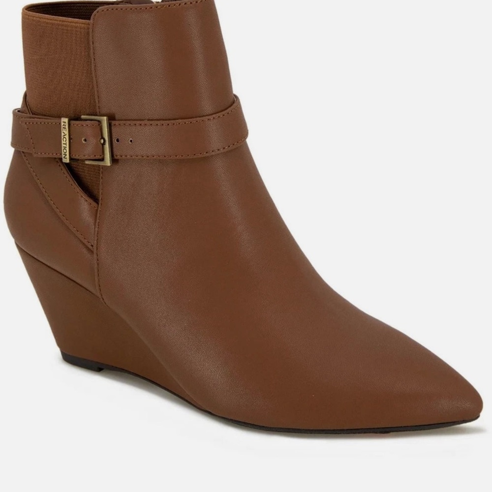 NWT Kenneth Cole Reaction Women’s Emmie Brown Wedge Boot Size 9 - Picture 2 of 13